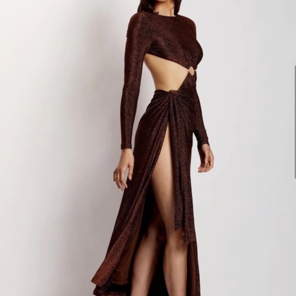 MESHKI Christina Brown Gold Backless Long Sleeve Maxi Wrap Dress| Blogge… - Picture 5 of 10